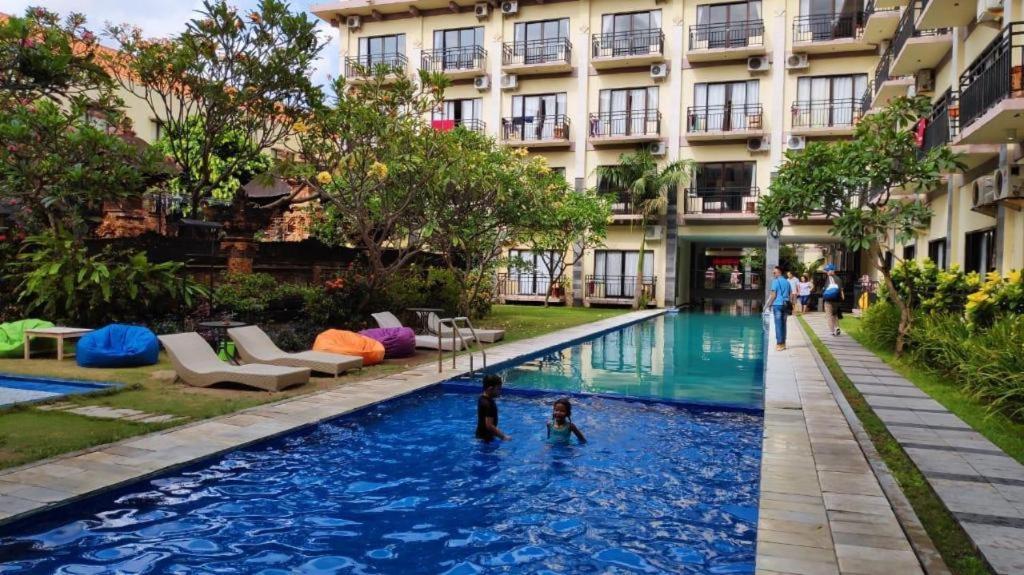 Legian The Aroma'S Of Bali Hotel & Residence מראה חיצוני תמונה